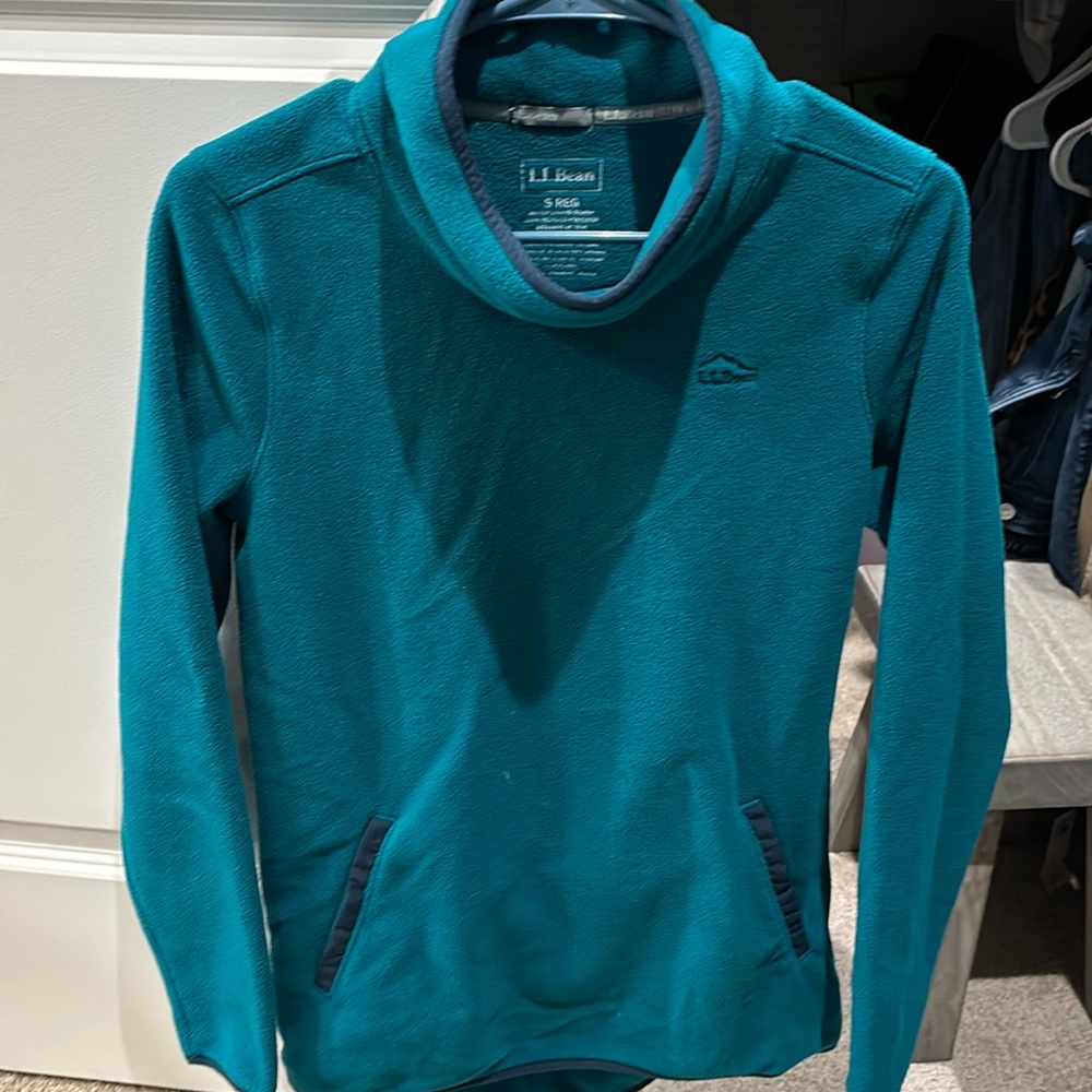Teal LL bean fleece